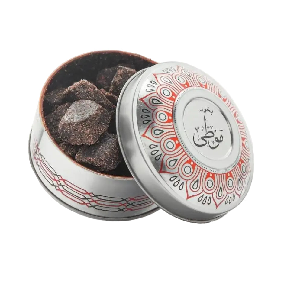 Bakhoor Banafa /100g –Assorted Scents in Luxury Gift Tins بخور بانافع الفاخر - Home Furniture & DIY:Candles & Home